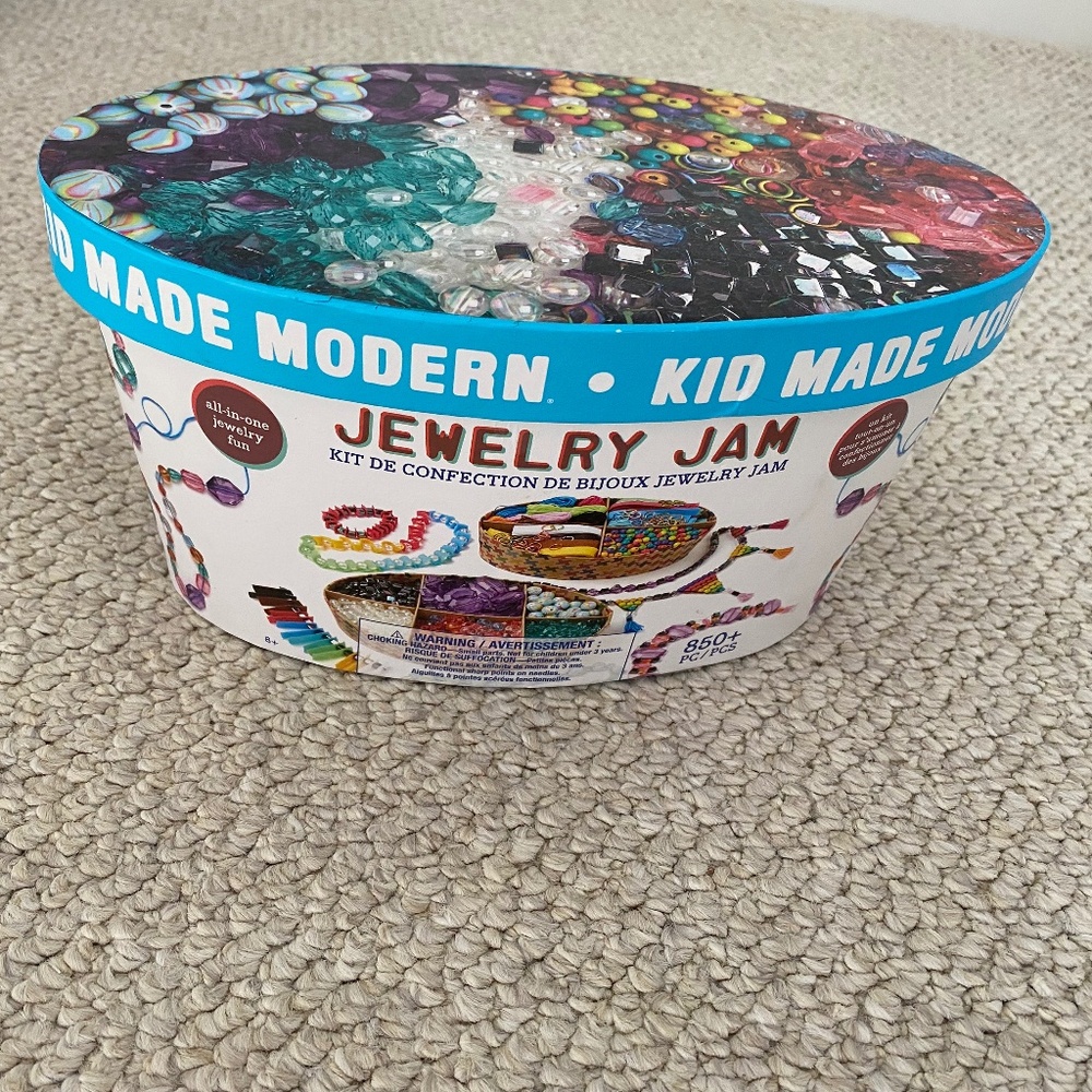 Kid made modern jewelry jam craft kit